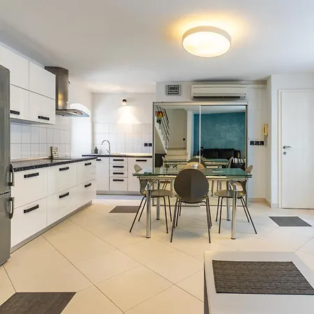 Giannina Apartamento *