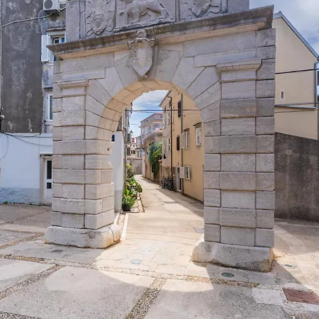 דירה Giannina קרס